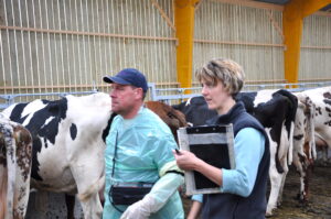 Accompagner les éleveurs dans le bien être animal et la biosécurité