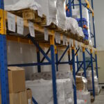 stock marchandise stockage fromages rayonnage pallettes