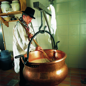 Gestes d'affineur fromage cuve musée