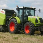 Tracteur moisson Ferme du Semnon