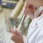 test echantillon laboratoire pipette