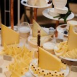 Concours Lyre d'Or, présentation de fromages, triangle cantal